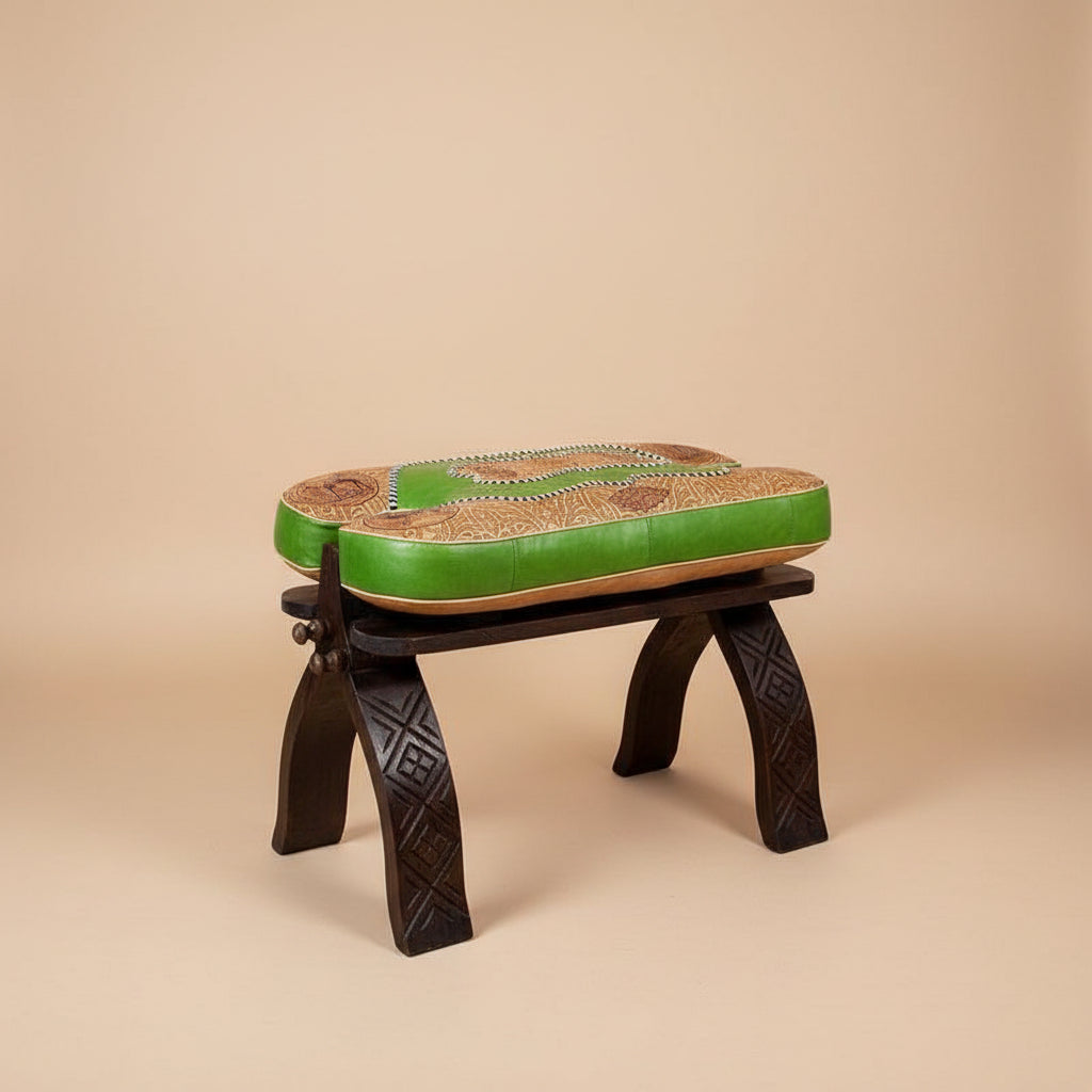 Tabouret chameau en cuir