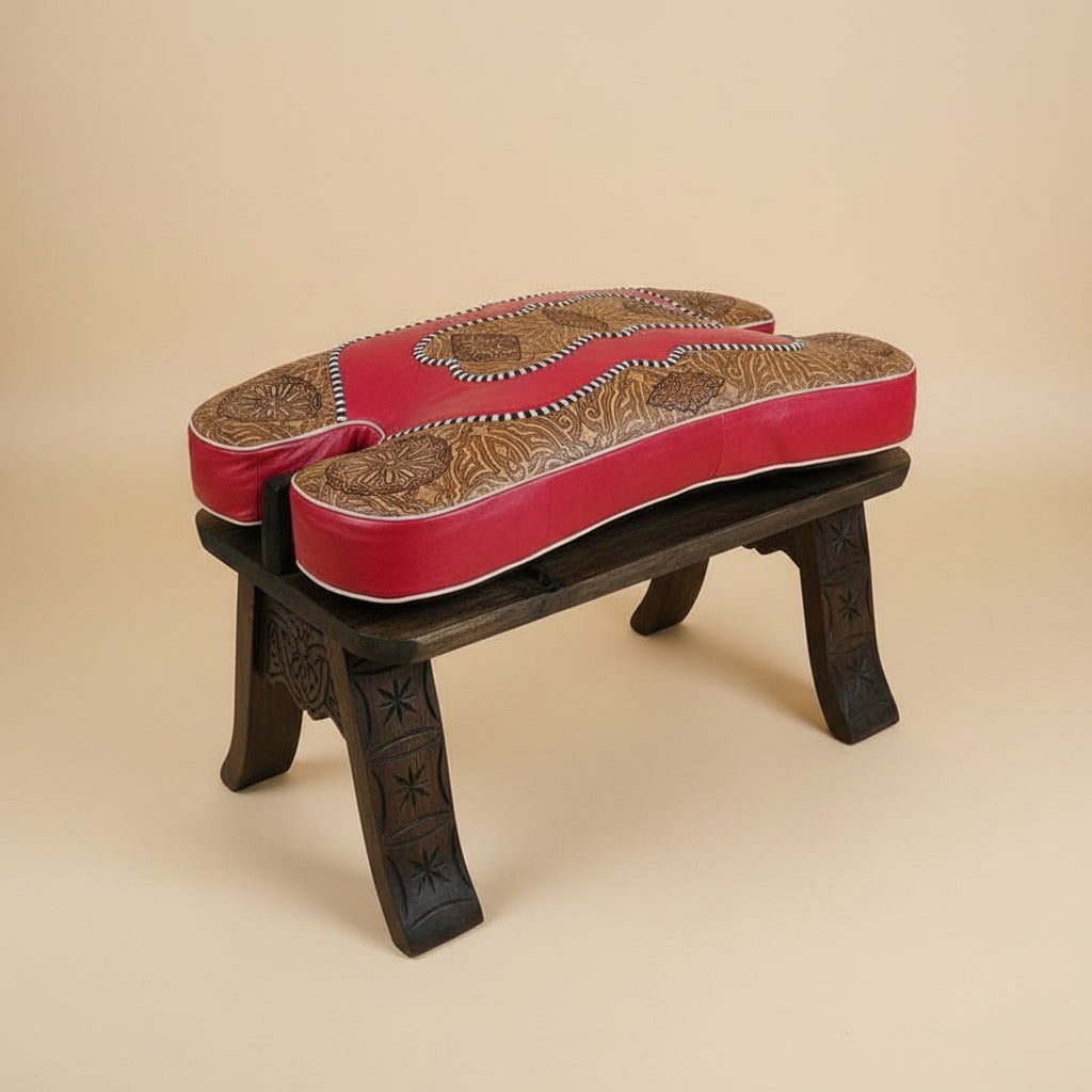Tabouret chameau en cuir